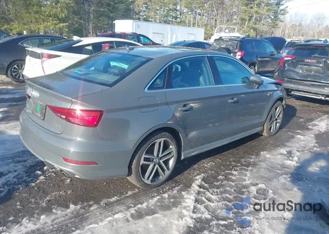 2017 Audi A3 2.0T Premium z USA, uszkodzony, nr VIN WAUJ8GFF3H1043851
